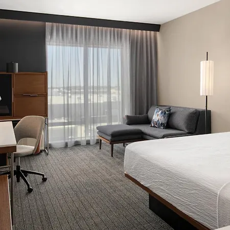Courtyard By Marriott Houston I-10 West/Memorial Hotel Exterior photo